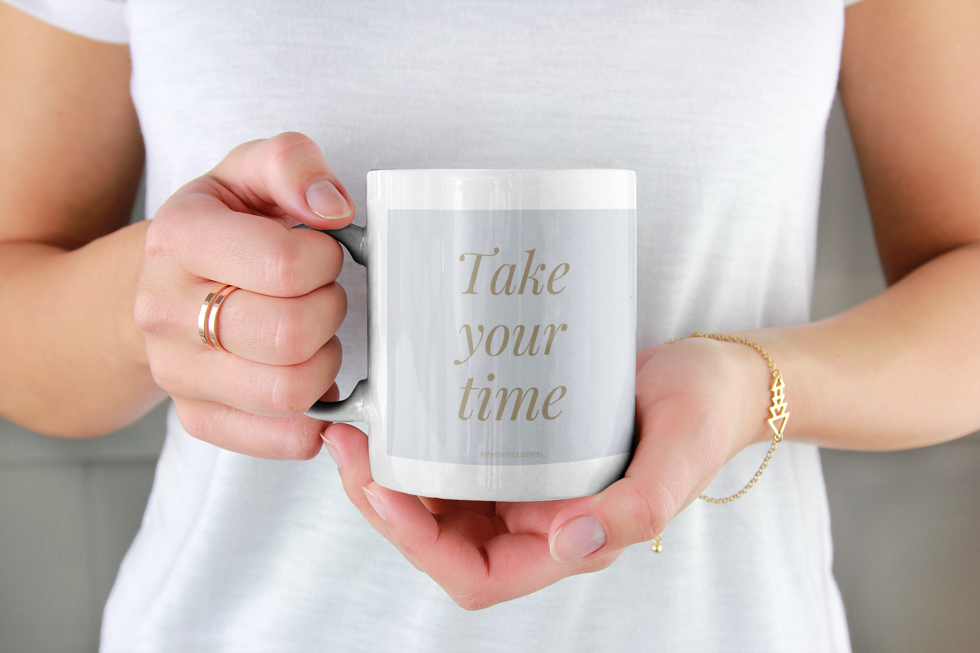 drinkware-mockup-of-a-woman-holding-an-11-oz-coffee-mug-2954-el1